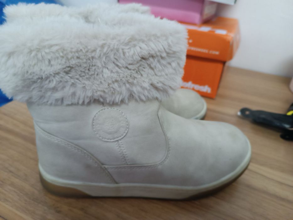Детски ботушки с пух