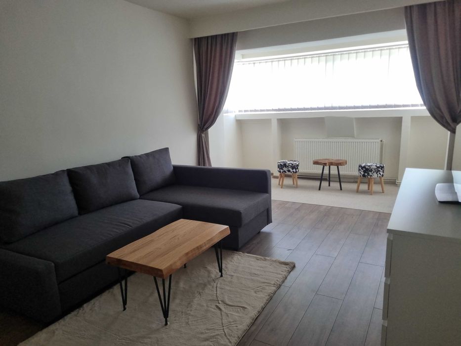 Apartament de închiriat