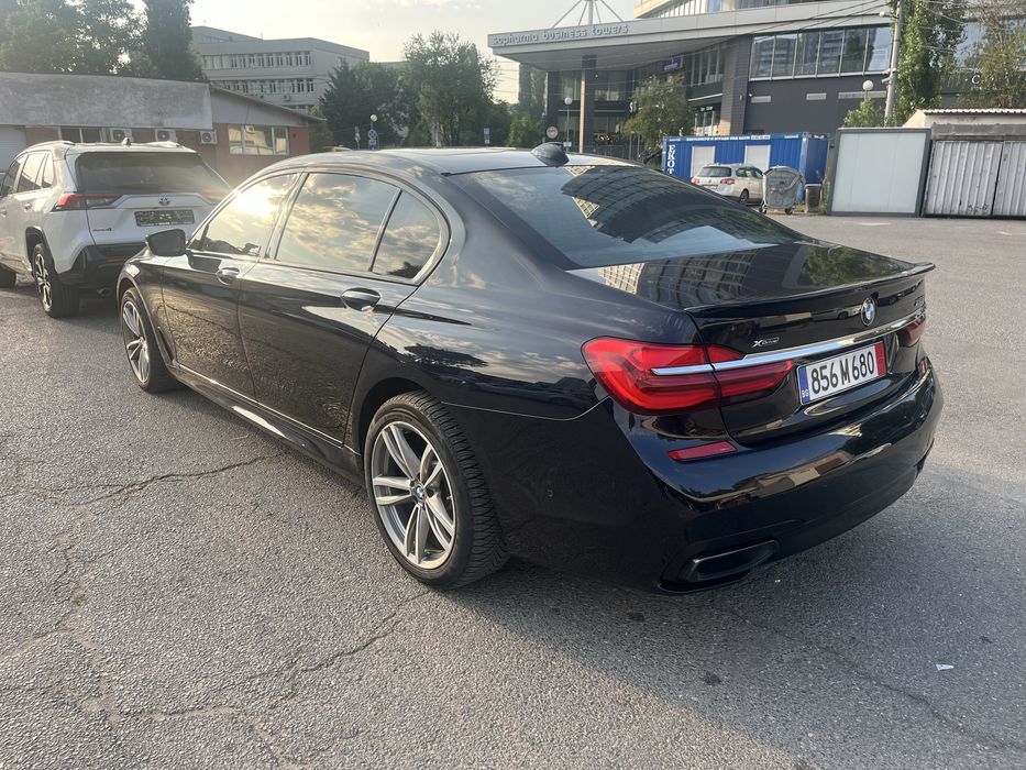 BMW 750 IL Xdrive