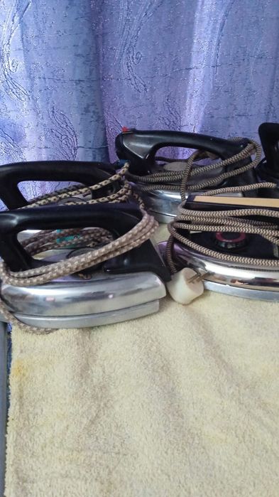 Утюги советские продам