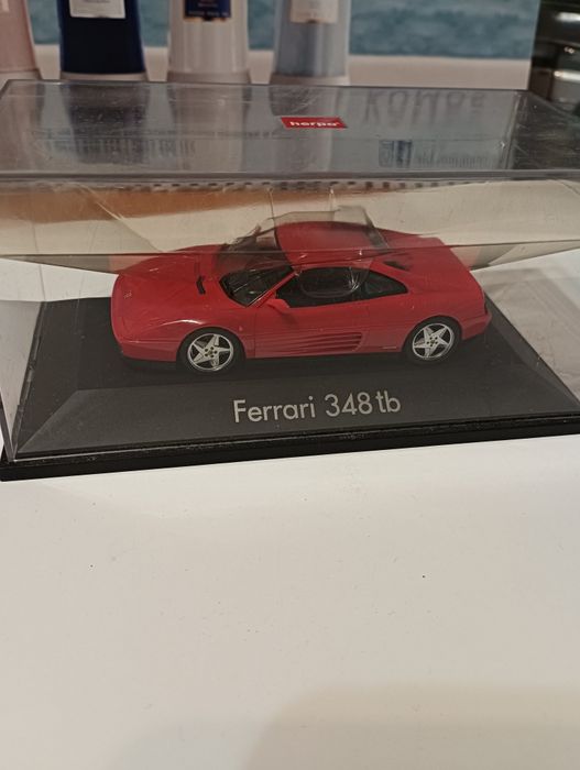 Умалени 1:43 миниколички.бг в Фейсбук