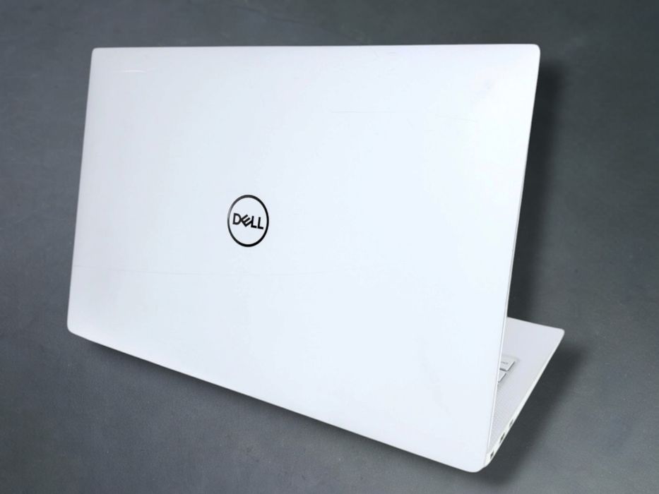 Лаптоп Dell XPS 13 7390 13" Touch 4K i7-10510U 16GB 512SSD Гаранция!
