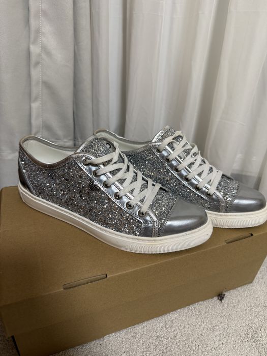 Чисто нови сребристи кецове – 39 номер!