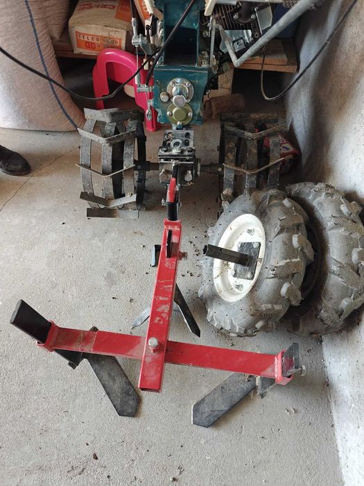 Motosapă/ motocultor