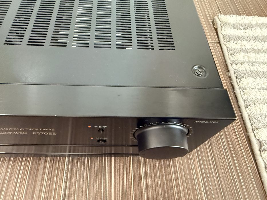 Sony TA-F570es Качествен стерео усилвател