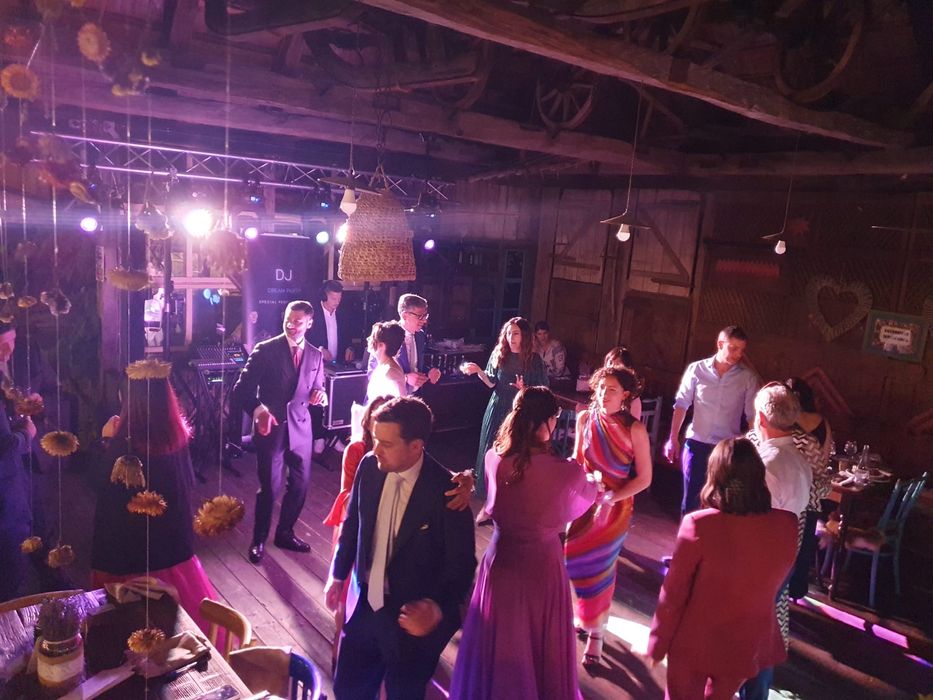 DJ Evenimente Nunta, Botez - Sonorizare Lumini Gheata Carbonica