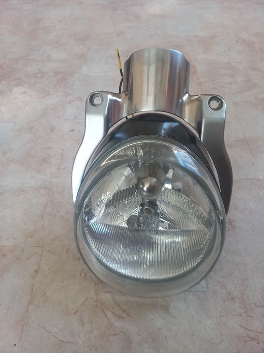 Harley Davidson  V-Rod фар