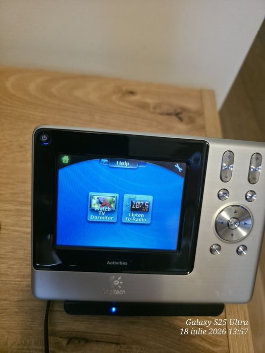 Yamaha SR-300 Receiver AV cu subwoofer integrat + 3 boxe JBL + telecomandă Logitech Harmony One (telecomanda gratuita)