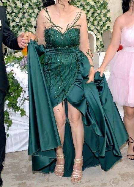 Vând rochiță ocazie