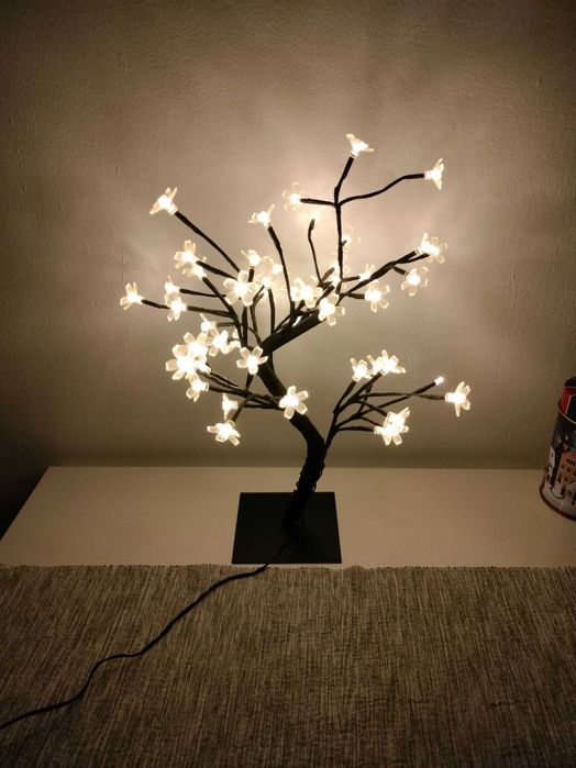 Decoratiune Luminoasa Arbore cu Baterii 48 LED -uri Alb Cald