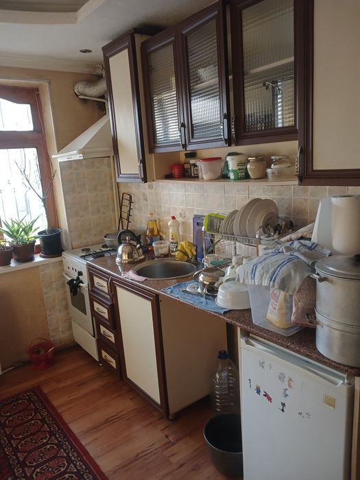 Продается 2х комнатная квартира, под бизнеса