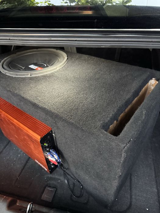 Сабуфер JBL 1200 новый