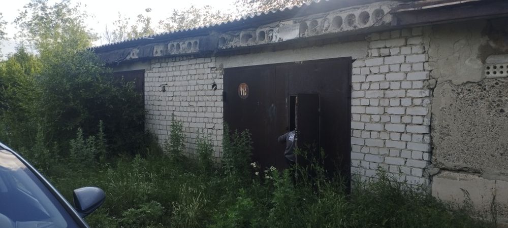 Продам 2 гаража соединённые вместе