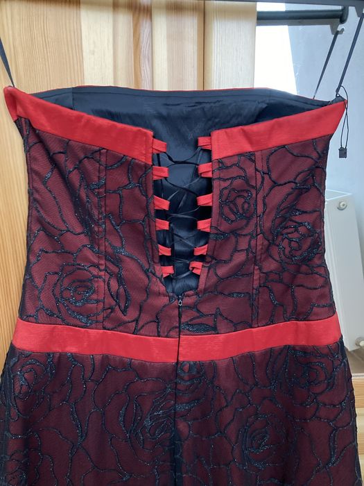 Бална рокля - бордо