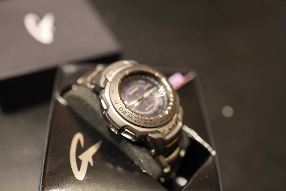 Casio G-Shock (лимитированная версия)