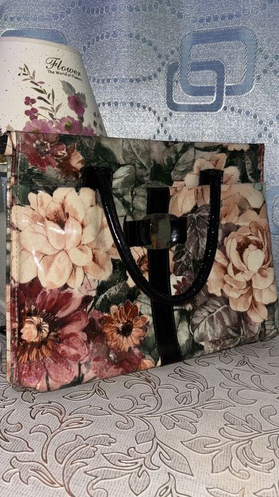 Сумка женская в цветочек