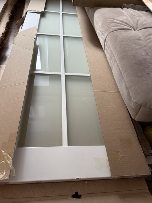 Двери новые с браком