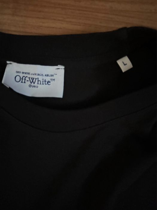Мъжки маркови дрехи: Комплект Synaworld, тениски Off-White и Barcelona
