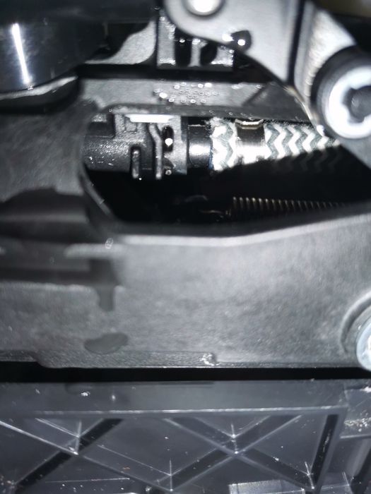 Nesspresso essenza mini C30 (pentru piese)