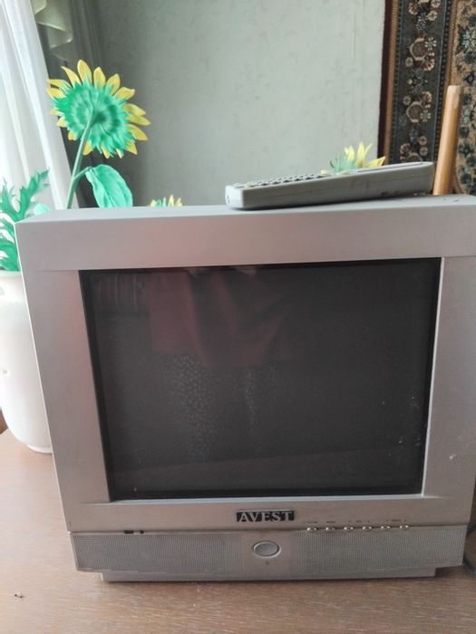 Продам телевизор