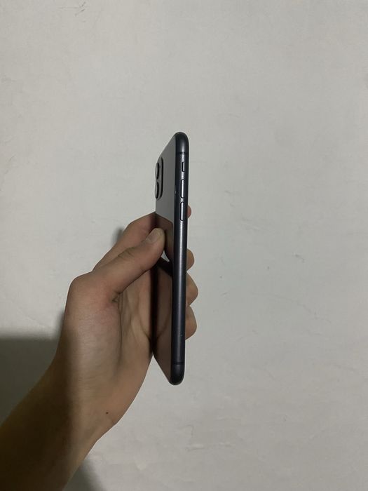 Айфон 11 с коробкой