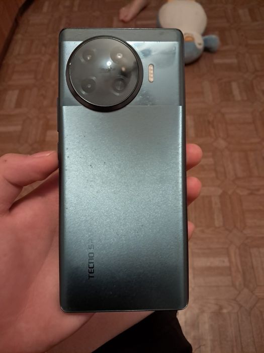 Tecno spark 20 pro plus