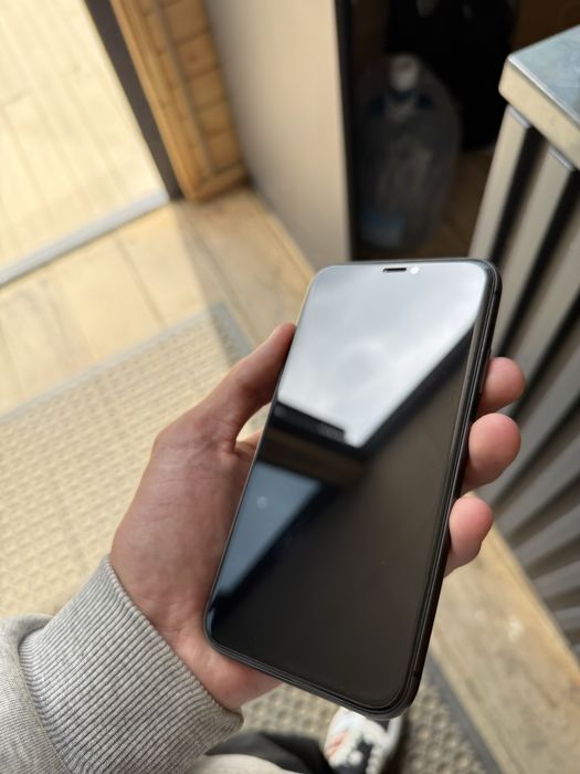 iPhone 11 (идеал)
