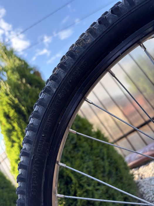 Bicicletă MTB B’Twin Rockrider 24” – stare bună, gata de plimbare