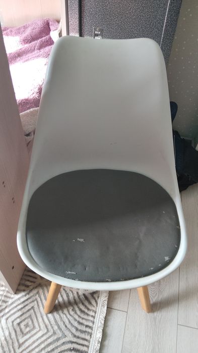 Продаю стулья 4 штуки