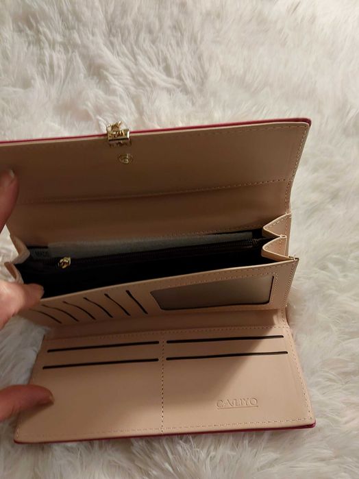 Дамский новый кошелек