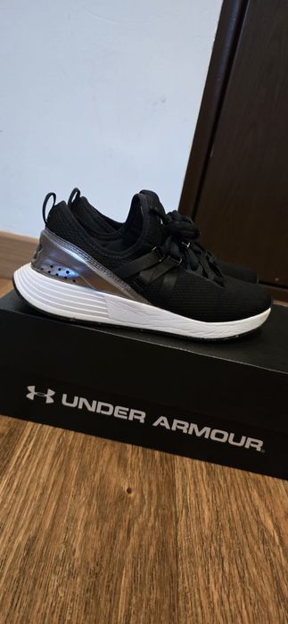Adidas Under Armour 36,5