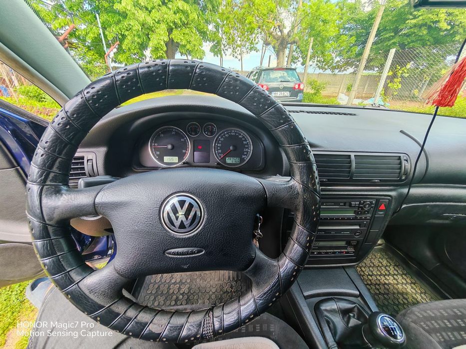 VOLKSWAGEN Passat 2003 — imagine 4