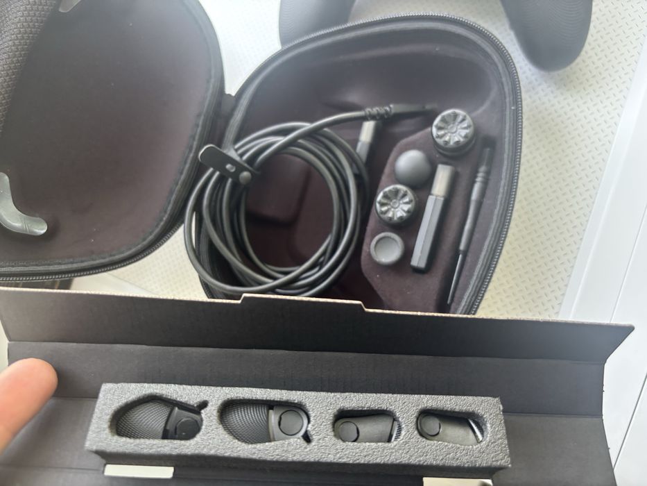 Razer Raiju v3 pro controller ps5 / pc