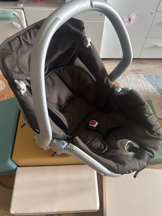 Кош /стол за кола / за носене