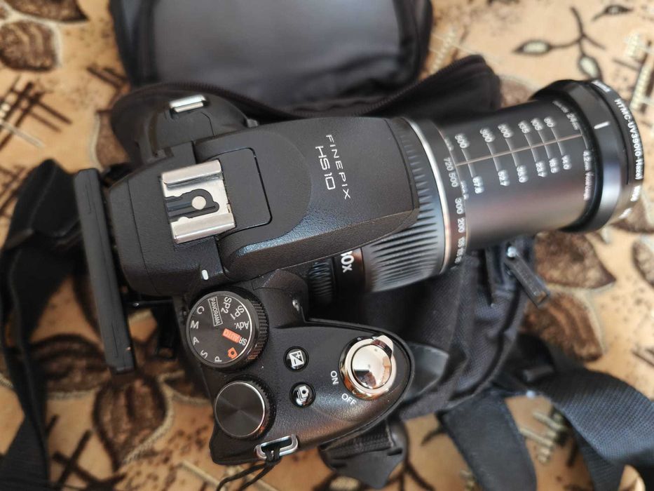 aparat foto Fujifilm FinePix HS10