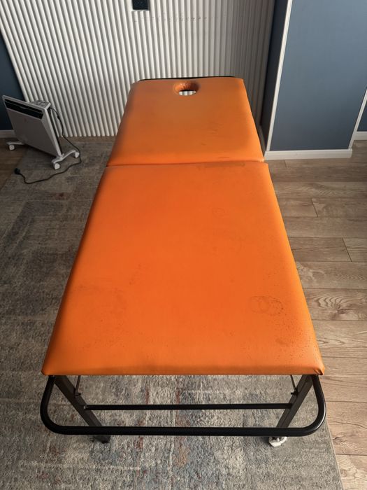 Продам кушетку расскалдную