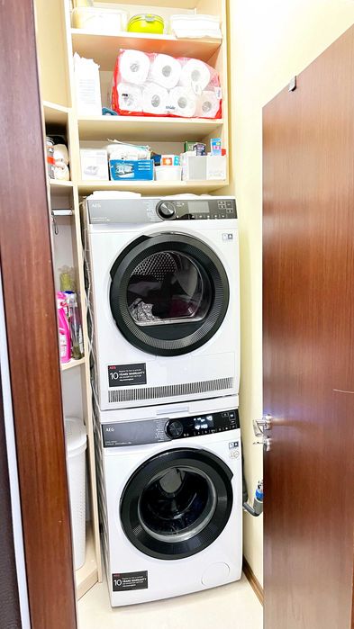 Многостаен апартамент с две паркоместа първа линия море Кабакум, Варна