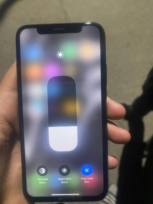 Продам Iphone XS