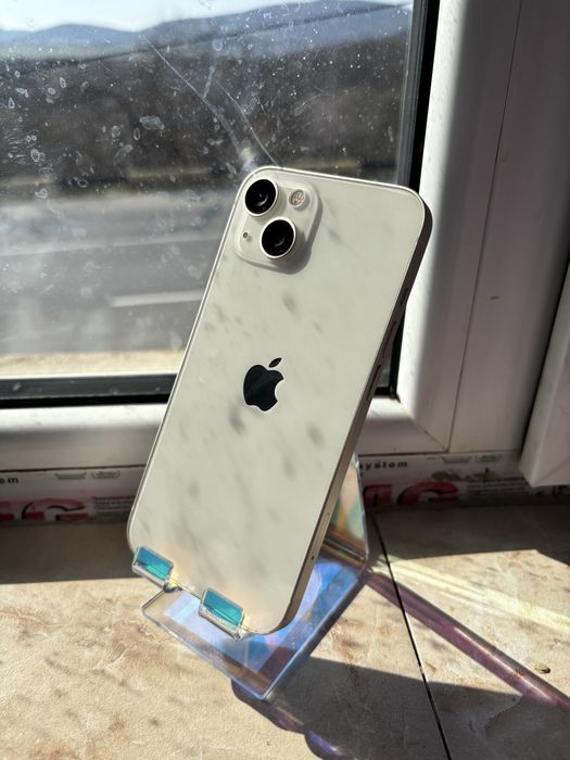 iPhone 13 Starlight