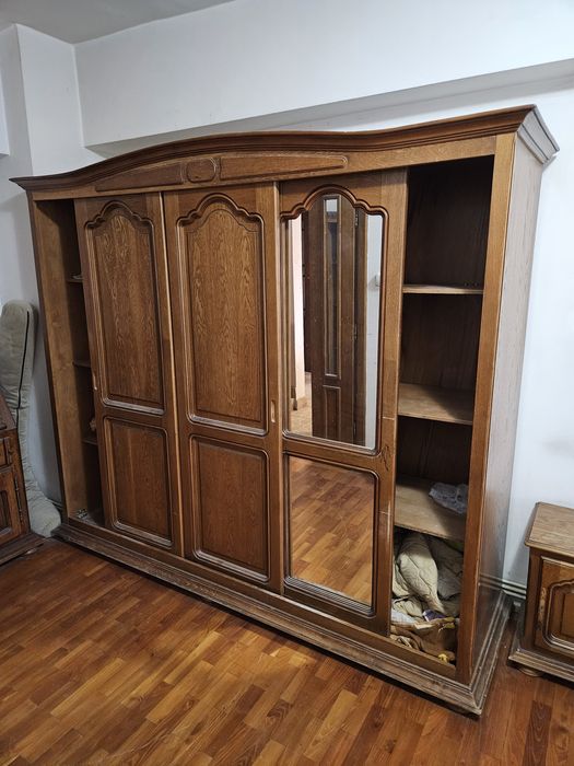 Dulap + comode lemn masiv