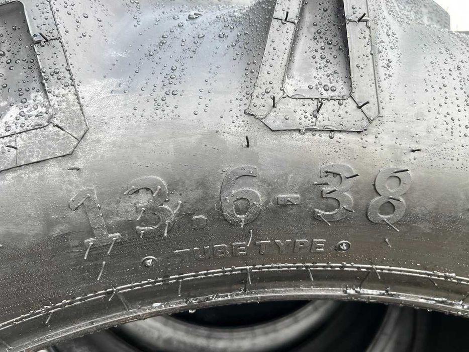 13.6-38 ANVELOPE NOI pentru tractor spate cu 8 pliuri GRI
