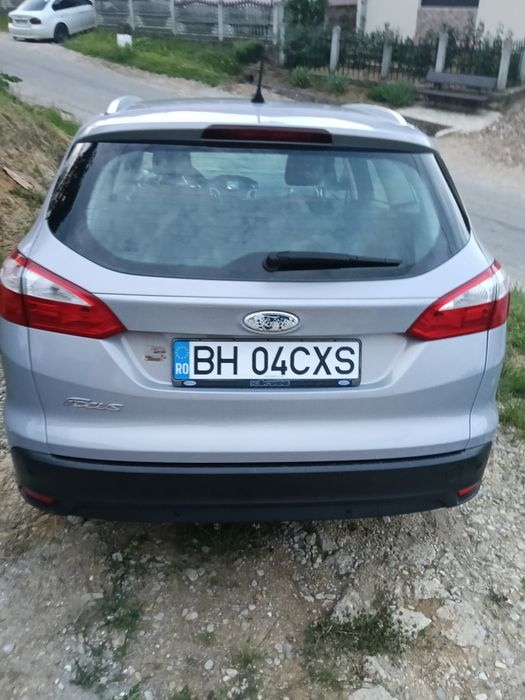 Vând Ford focus 3 2011 luna 11. 1.6 dizel  euro 5. 116cp