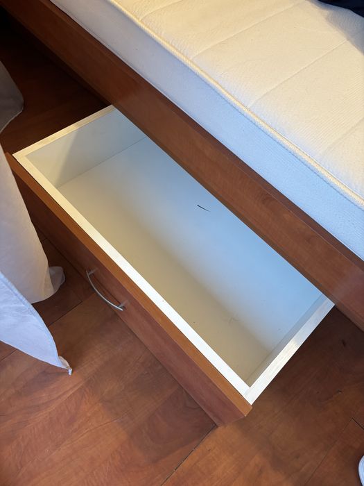 Pat + saltea + comoda