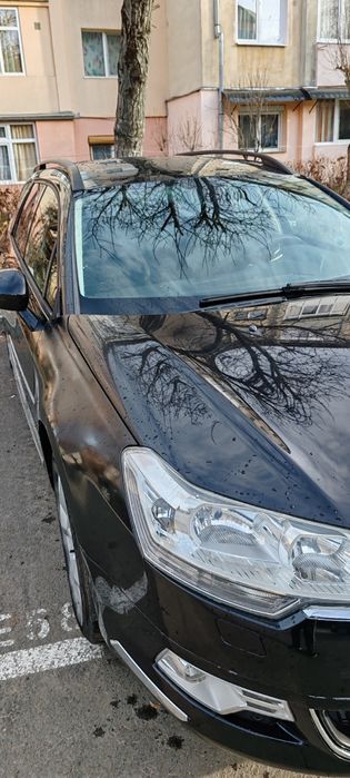 Vând Citroen C5 2009 an stare foarte buna dotări  la telefon
