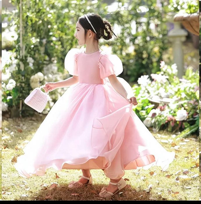 Продаю детское платье