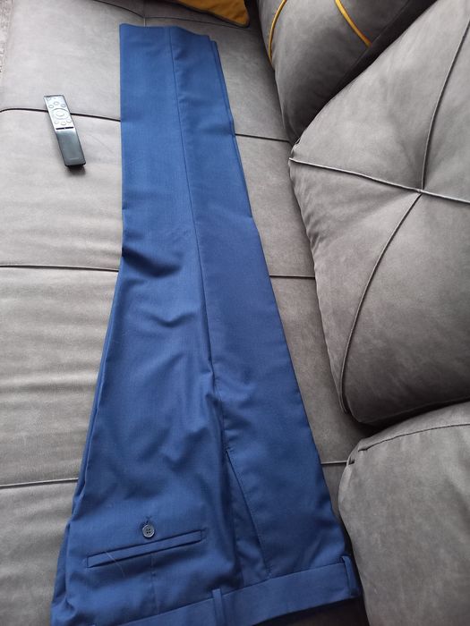 Продам мужской костюм