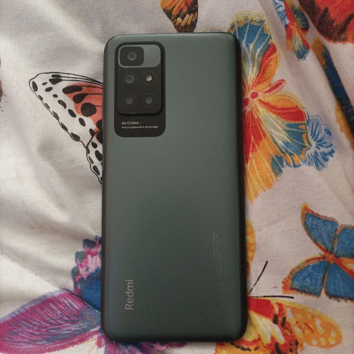 Redmi. 10  2022  holati ideal