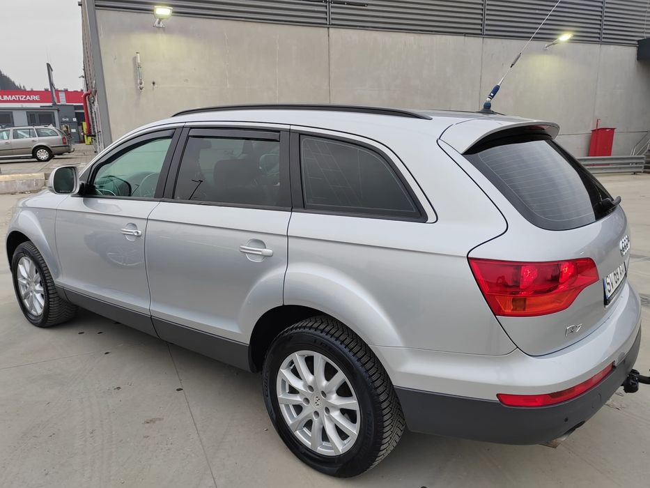 Vând Audi Q 7/2007