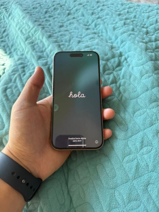 Продам iPhone 15 Pro в отличном состоянии.