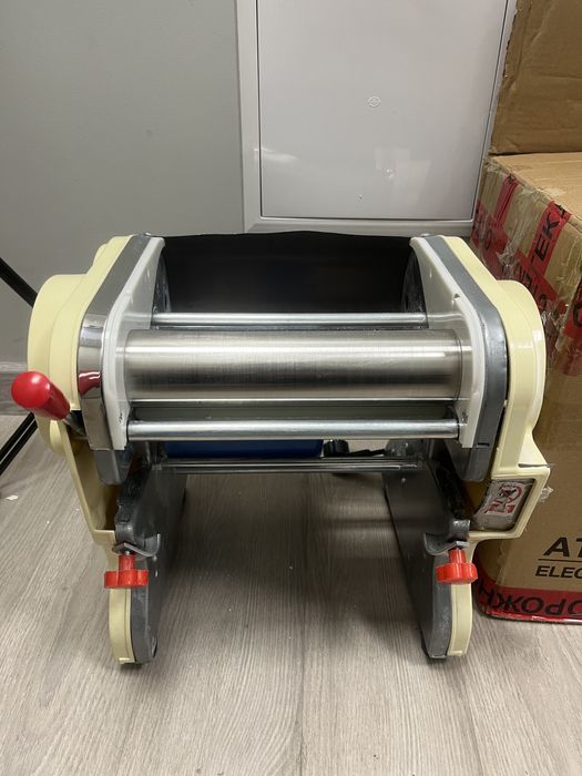 Тестораскатка/Лапшарезка